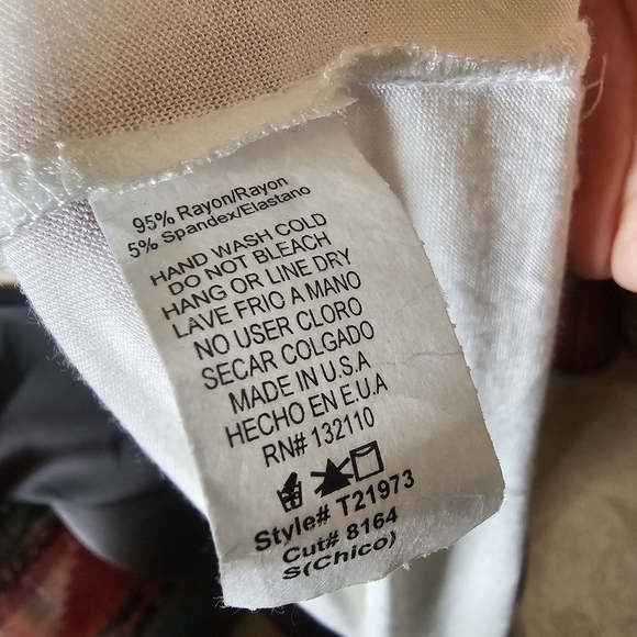 Never Worn. Graphic White Muscle Tank. Size Small. - Picture 3 of 5